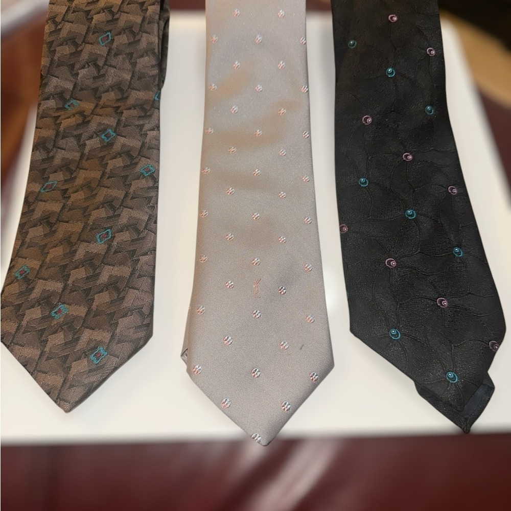 Yves Saint Laurent Elegant Men’s Tie Set - 3 Classic Neckties-Brown, Gray, Black